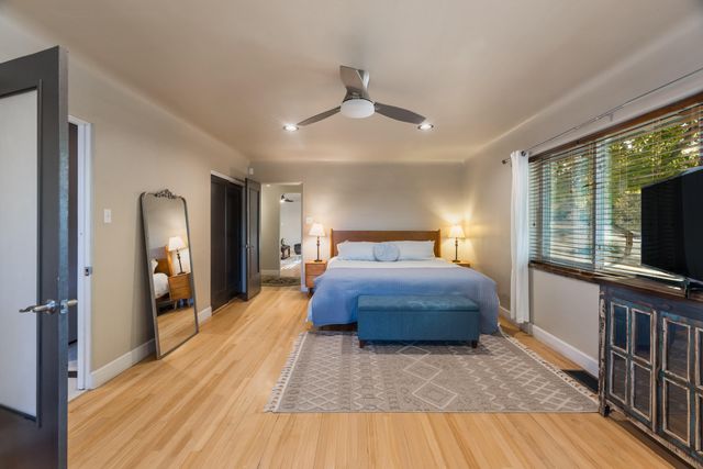 924 Valverde Drive SE, Albuquerque, NM 87108