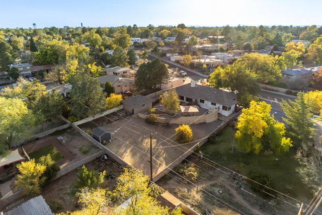 924 Valverde Drive SE, Albuquerque, NM 87108