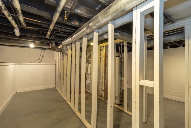 821 Sawyer Road, Rockford, IL 61109