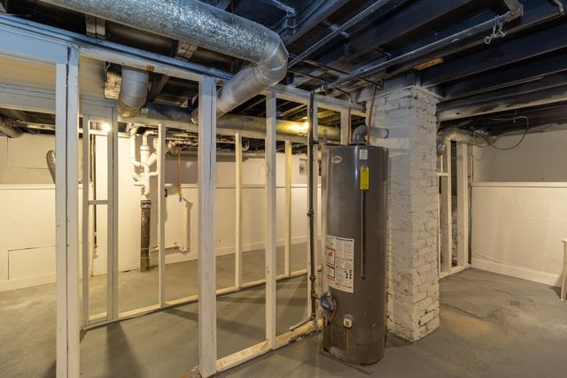 821 Sawyer Road, Rockford, IL 61109