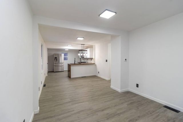 821 Sawyer Road, Rockford, IL 61109