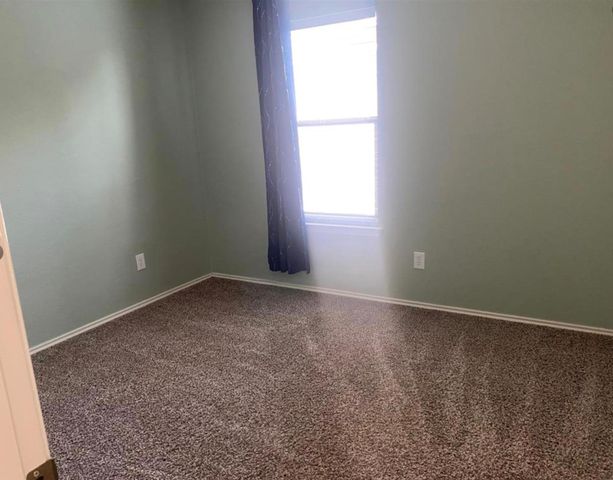 5628 War Admiral DR, Del Valle, TX 78617