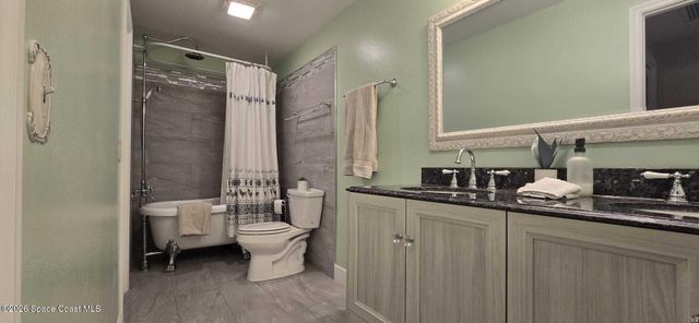 1494 Doral Court NE, Palm Bay, FL 32905