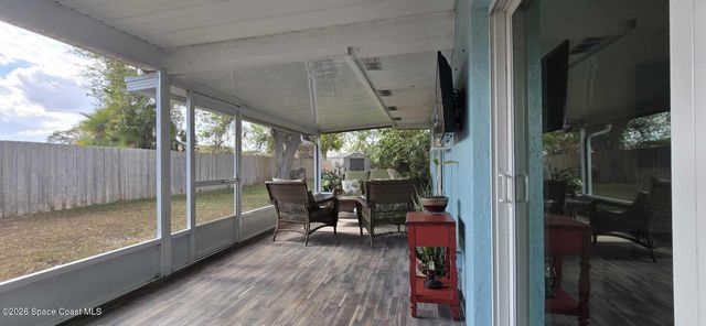 1494 Doral Court NE, Palm Bay, FL 32905