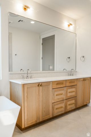 347 E MAYFIELD WOODS LN, Washington, UT 84780