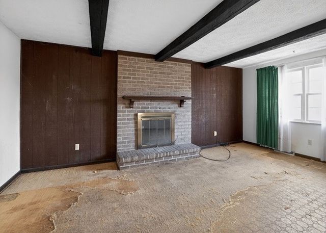 510 Buckingham Dr, Hempfield Twp, PA 15601