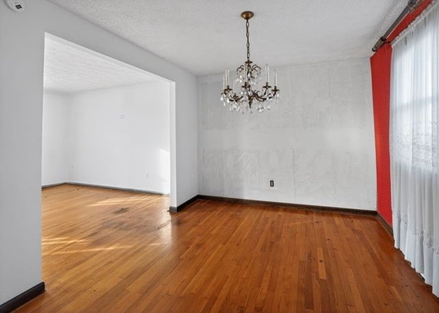 510 Buckingham Dr, Hempfield Twp, PA 15601