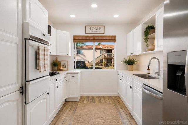 9717 Winter Gardens 180, Lakeside, CA 92040