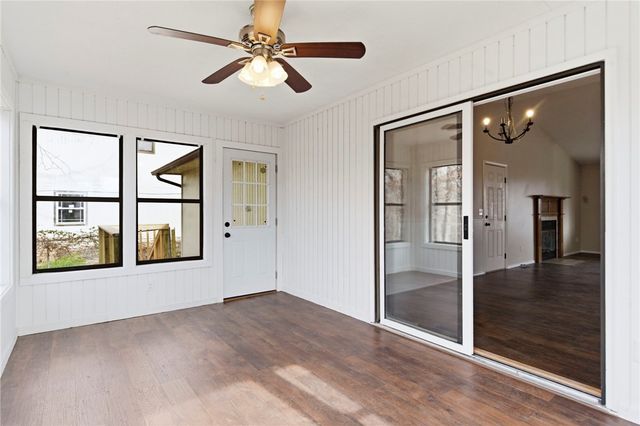 32 Quantock Hills Drive, Bella Vista, AR 72715