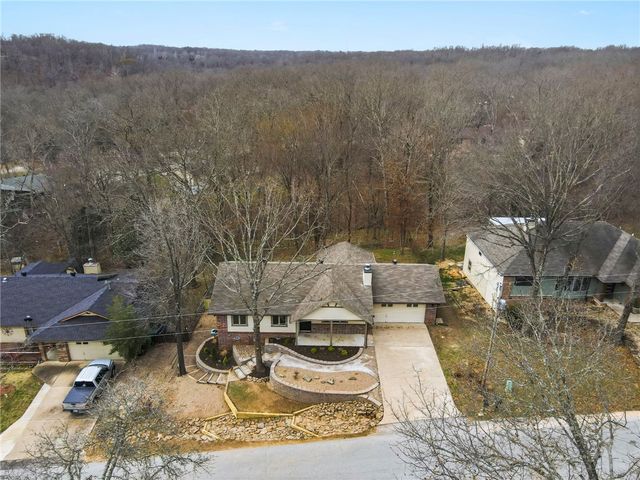 32 Quantock Hills Drive, Bella Vista, AR 72715