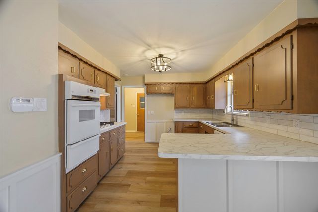 5395 14th Street, Plano, TX 75094