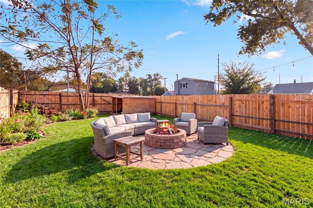 2704 Myrtle Avenue, Granite City, IL 62040