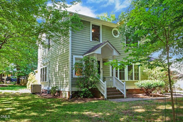 2001 Pathway Drive, Chapel Hill, NC 27516