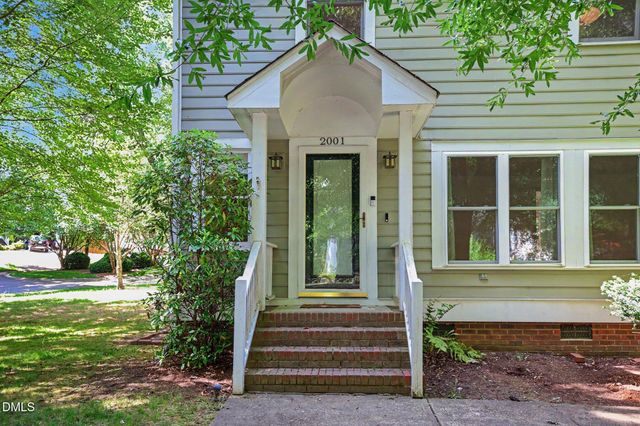 2001 Pathway Drive, Chapel Hill, NC 27516