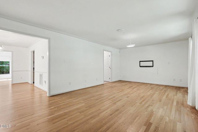 2001 Pathway Drive, Chapel Hill, NC 27516