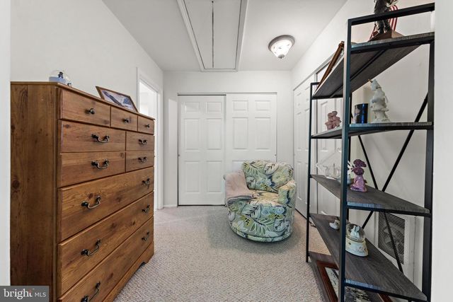 24 CEDAR RD, Manahawkin, NJ 08050