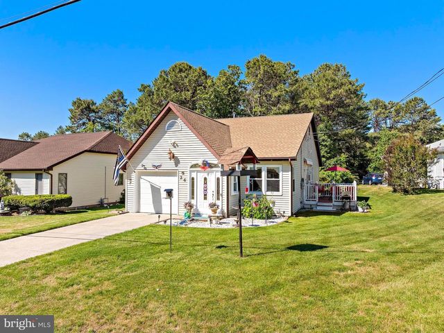 24 CEDAR RD, Manahawkin, NJ 08050