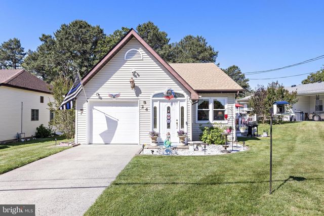 24 CEDAR RD, Manahawkin, NJ 08050