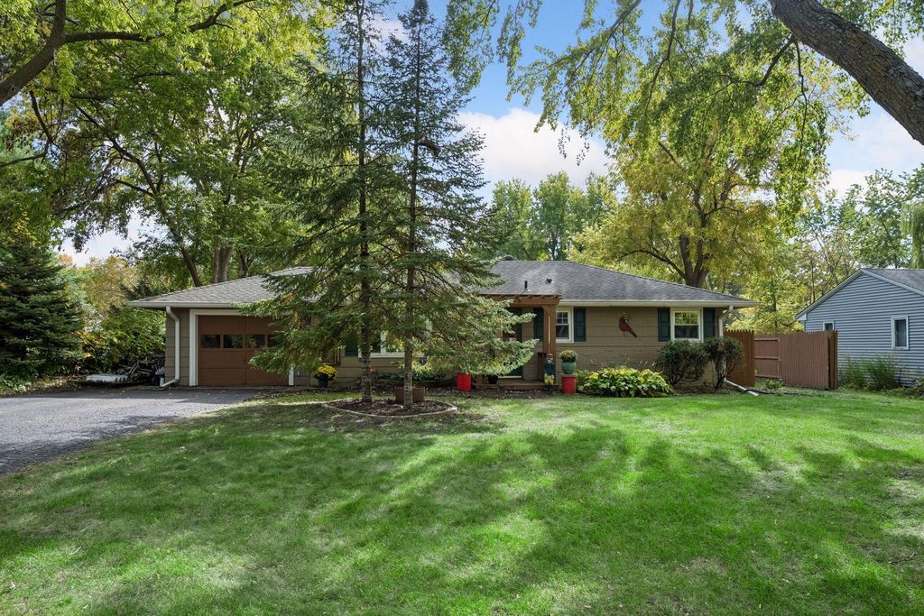 2157 Grand Avenue, Long Lake, MN 55356 — photo 2
