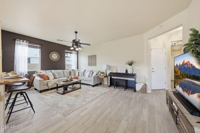 2303 W Desert Lane, Phoenix, AZ 85041