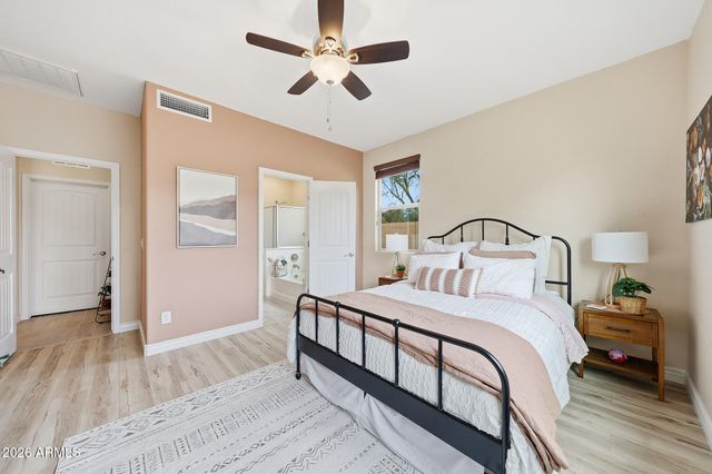 2303 W Desert Lane, Phoenix, AZ 85041