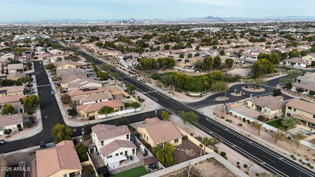 2303 W Desert Lane, Phoenix, AZ 85041