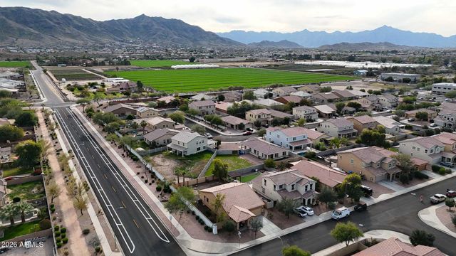 2303 W Desert Lane, Phoenix, AZ 85041