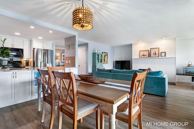 1745 Ottawa Beach 4, Holland, MI 49424