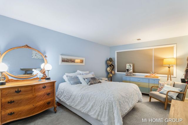 1745 Ottawa Beach 4, Holland, MI 49424