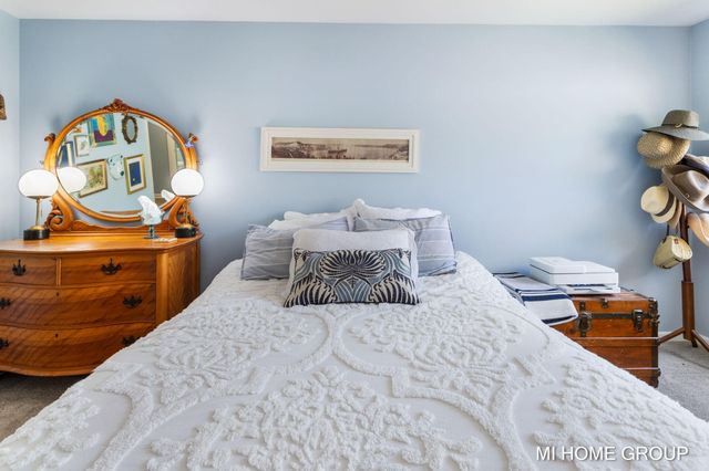 1745 Ottawa Beach 4, Holland, MI 49424
