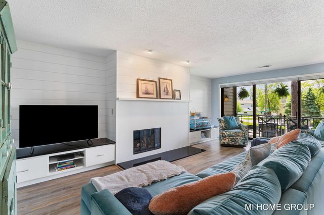 1745 Ottawa Beach 4, Holland, MI 49424