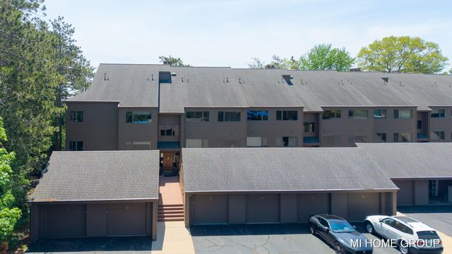 1745 Ottawa Beach 4, Holland, MI 49424