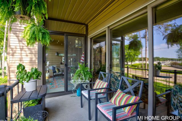 1745 Ottawa Beach 4, Holland, MI 49424