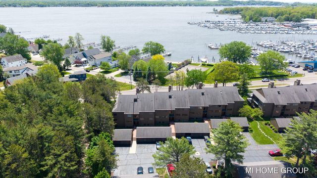1745 Ottawa Beach 4, Holland, MI 49424