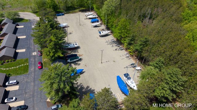 1745 Ottawa Beach 4, Holland, MI 49424