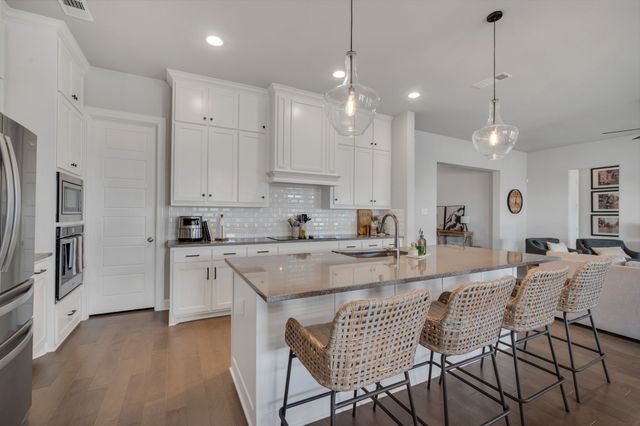 4409 Dandelion Lane, Midlothian, TX 76065