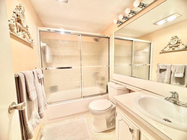 4010 Harwood C 4010, Deerfield Beach, FL 33442