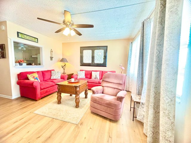 4010 Harwood C 4010, Deerfield Beach, FL 33442