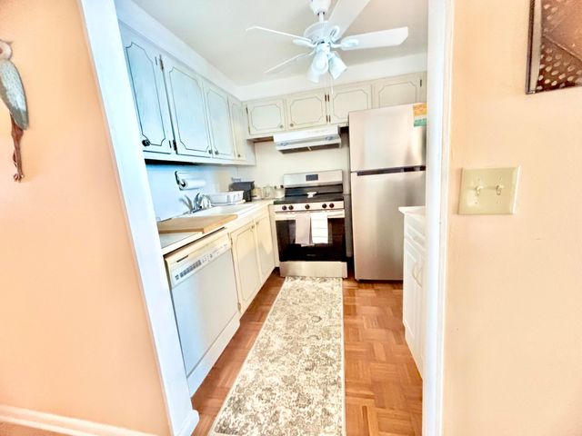 4010 Harwood C 4010, Deerfield Beach, FL 33442