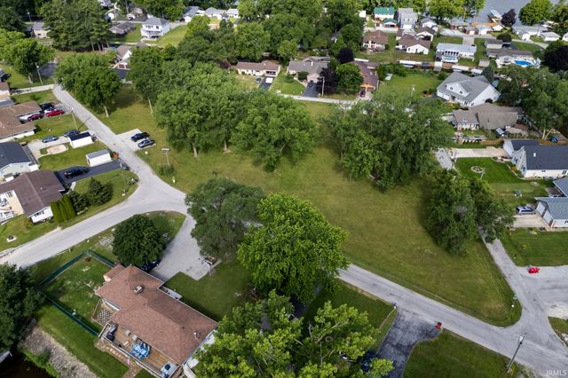 11142 N Quiet Water Road, Monticello, IN 47960
