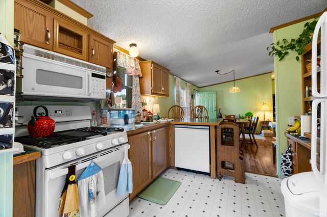 11142 N Quiet Water Road, Monticello, IN 47960