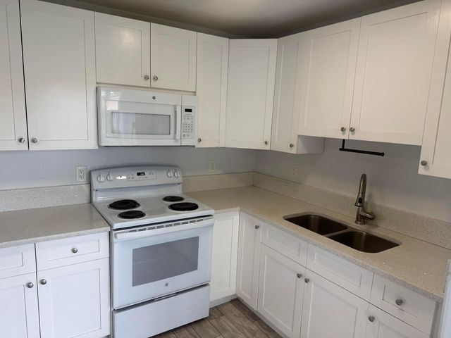 4857 Weymouth Street, Greenacres, FL 33463