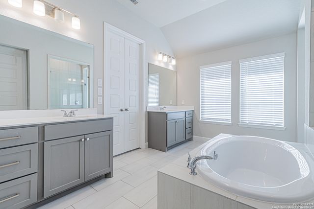 9328 Trestle Creek, San Antonio, TX 78254