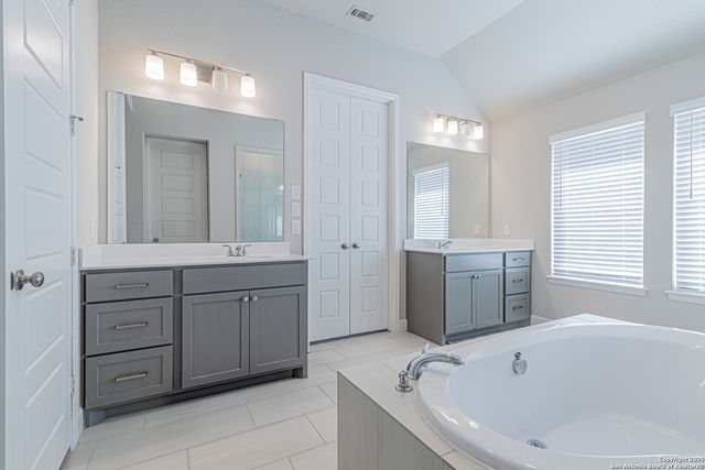 9328 Trestle Creek, San Antonio, TX 78254