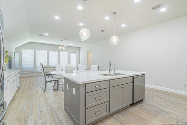 9328 Trestle Creek, San Antonio, TX 78254