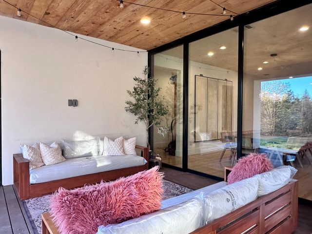 578 Greenwood Dr, Meadow Vista, CA 95722