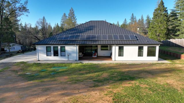 578 Greenwood Dr, Meadow Vista, CA 95722