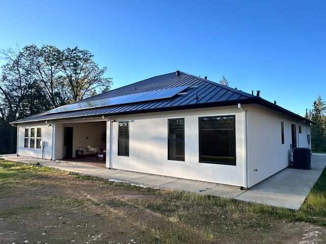 578 Greenwood Dr, Meadow Vista, CA 95722