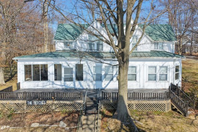 61305 Crooked Creek Road, Cassopolis, MI 49031