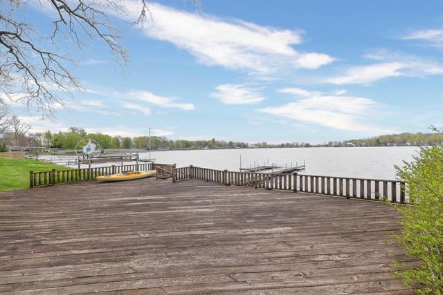61305 Crooked Creek Road, Cassopolis, MI 49031